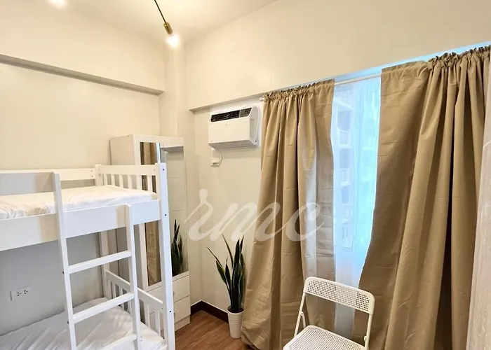 A Space Close To Transits Or Airport Apartahotel Manila