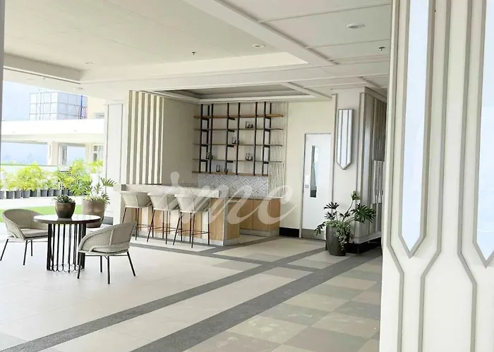 A Space Close To Transits Or Airport Apartahotel