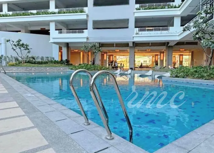 Apartahotel A Space Close To Transits Or Airport *